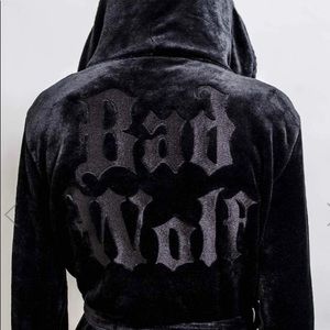 ☠️FREE GIFT☠️Kill Star “Wolfpack” Block Robe